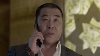 在制毒窝点与犯罪分子激烈交火