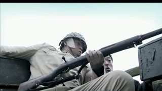 男子拿武器竟然不会用