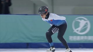 滑冰运动员训练实录