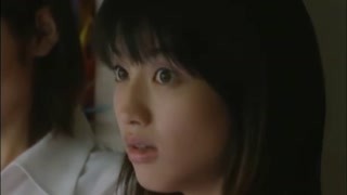 纯的手里握着神秘石头