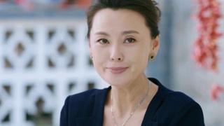 《梦想越走越近》梁爱琪女神笑的太美丽,是个男人都想保护她