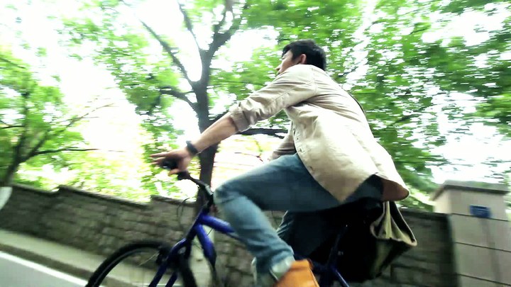 爱情银行 片段2：骑车