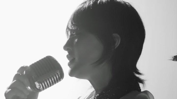 保持沉默 MV：周迅獻(xiàn)唱主題曲《一生守候》