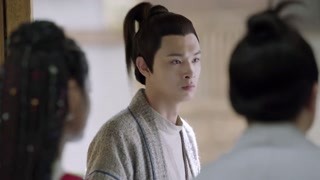 孟鶴堂竟和一男子當(dāng)街調(diào)情