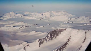 1929年南极战胜一众探险家17年后 理查德成为第一个飞越南极的人