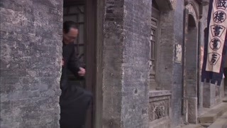 絕密情報引發明爭暗斗