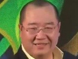 英达变身鼓手 “玩摇滚”