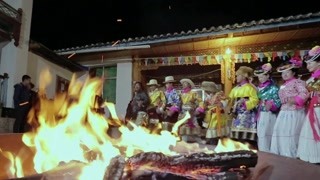 穿在身上的中国：摩梭人的习俗看似奇怪 成年礼才是生命的开始