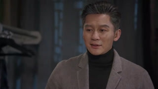 华子的妻子为大家做饭
