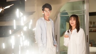 涛声甜蜜约会露台拥吻