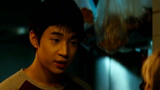 王奶奶資助一晗去上海參加廚神大賽 一晗滿懷信心出發(fā)