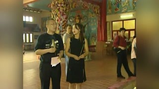 《喜鹊东南飞》旅游团等人去寺庙祭拜 点香还有规矩呢