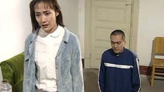 丈夫在妻子面前跪下 卻被老婆重新挽回尊嚴？