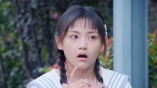 黎一禾邀请熊奇奇看花