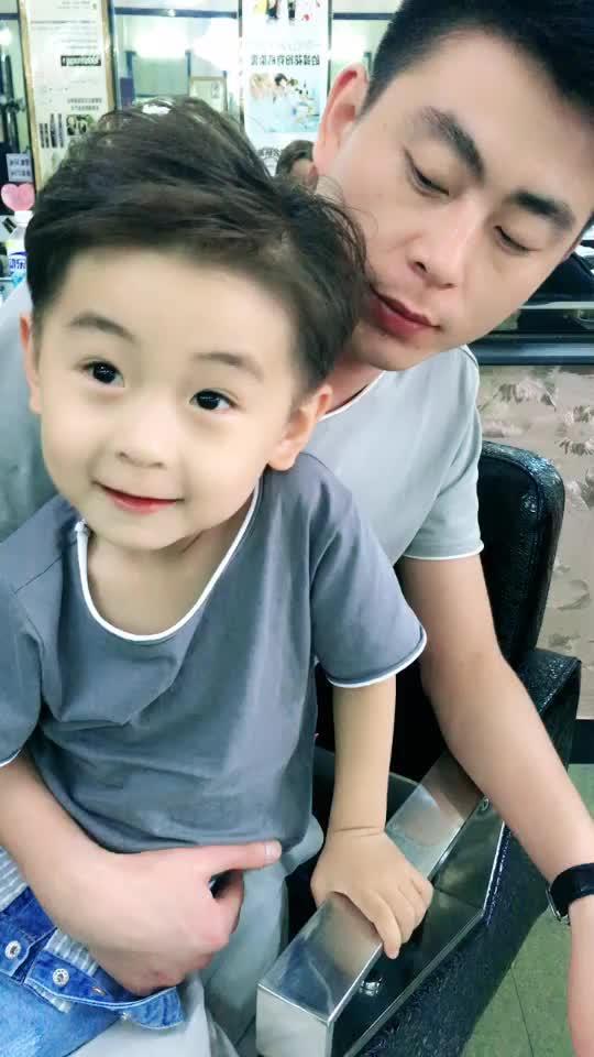 ...抖音小助手花生哥哥高清在线观看百度视频表情