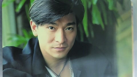位于明星食物鏈頂端的男人