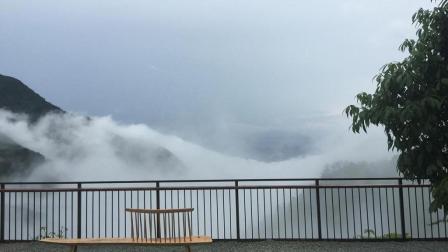 云端觅境 他们在600米高的山顶建了一处秘境 腾云驾雾才能来到这里