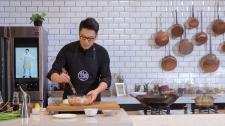 台式盐酥鸡配台式奶茶