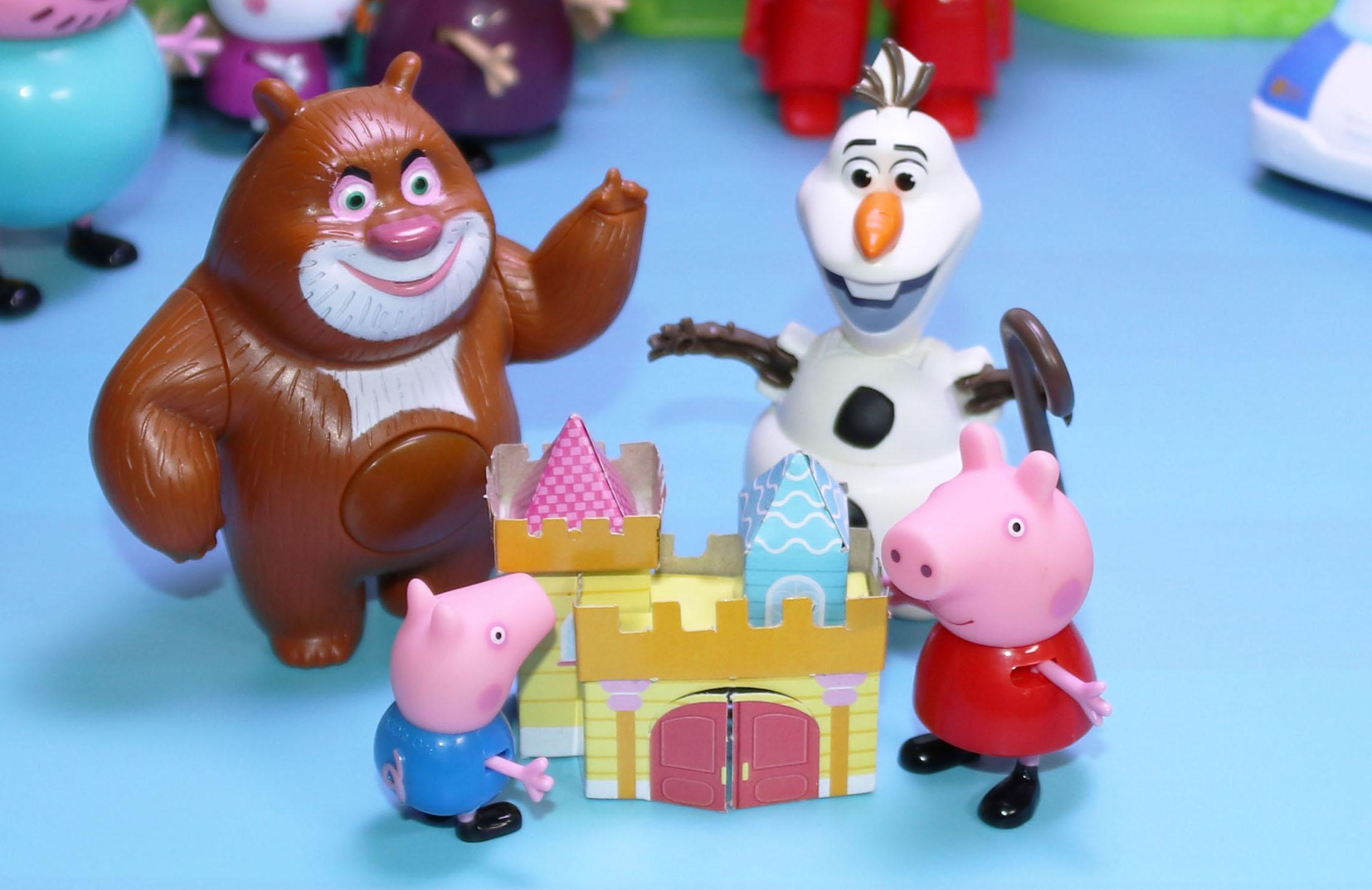 小猪佩奇钓鱼派对 熊出没超级飞侠