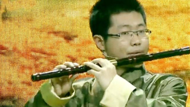 《春意盎然》开场太精彩！
