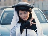 VAVA调侃孙八一择偶难 变身白娘子惊艳粉丝