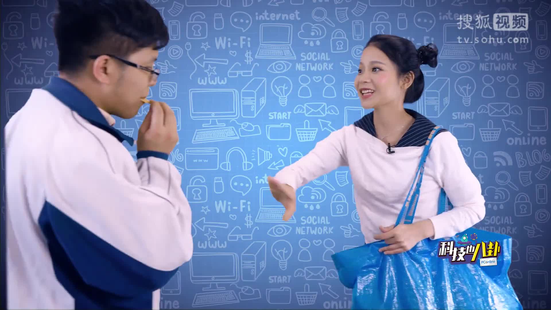 《王者榮耀》版iPhone 7定制機首發(fā) 或?qū)⒁l(fā)小學(xué)僧哄搶？