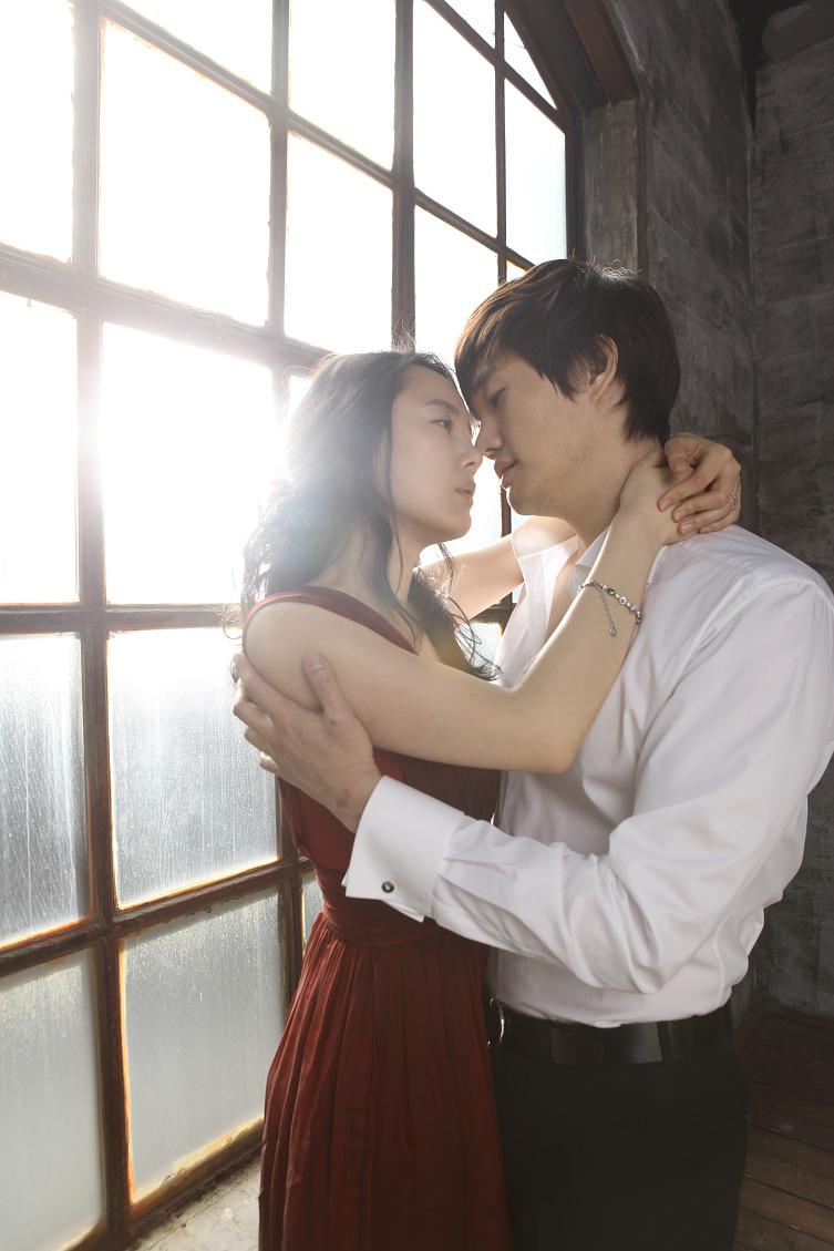 《秘密爱》-高清电影-在线观看