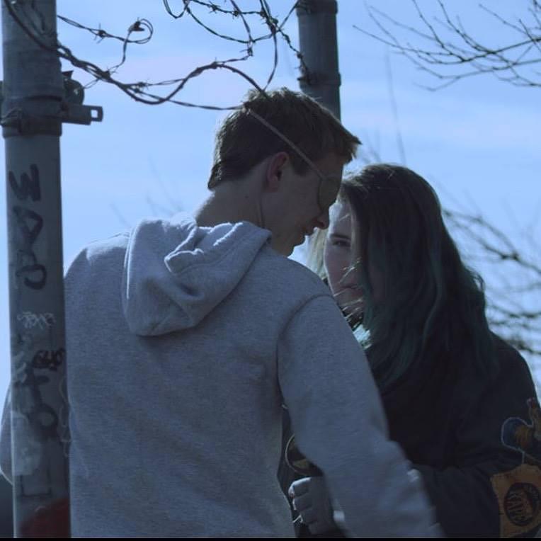 《一些怪人》-高清电影