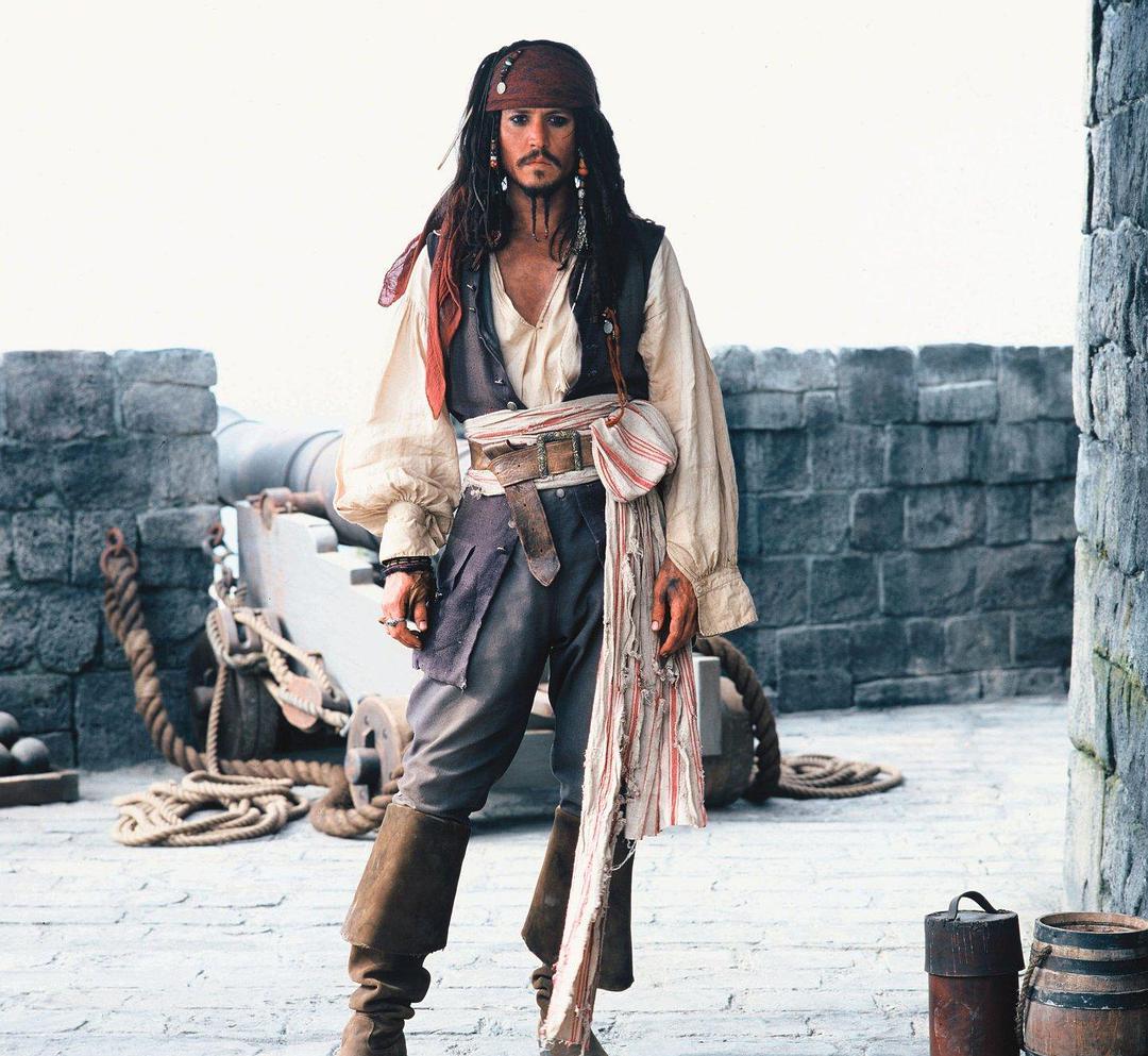 新《加勒比海盗》电影重启！约翰尼·德普卸任，船长换成凯伦·吉兰_迪士尼