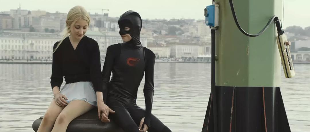 《少年透明人》全集-高清电影完整版