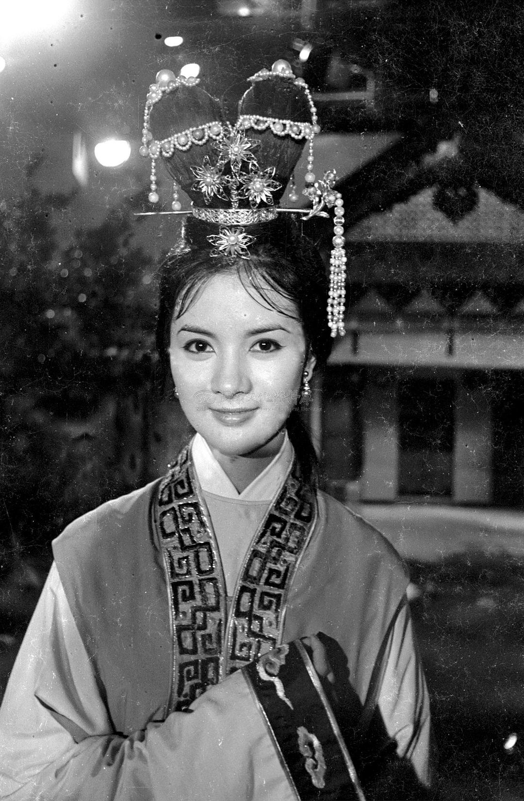 《辛十四娘》-高清电影