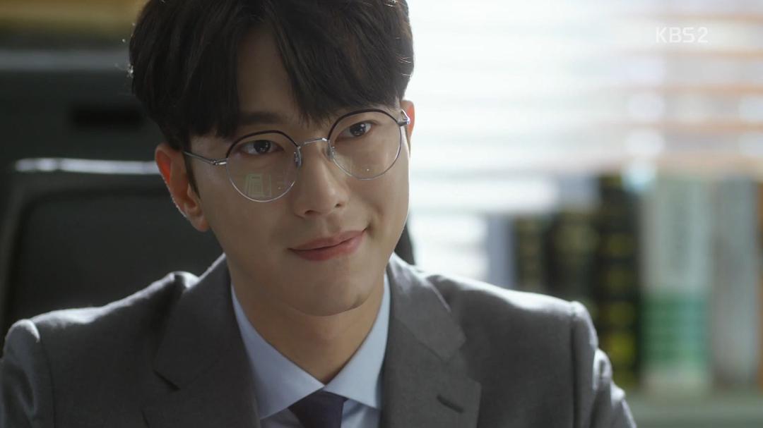 《魔女的法庭》全集-电视剧