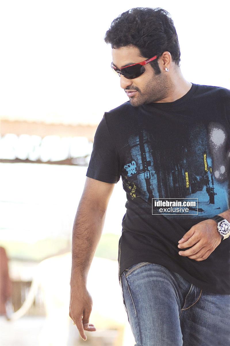 《假戏真做阖家欢》-高清电影-在线观看-搜狗影视