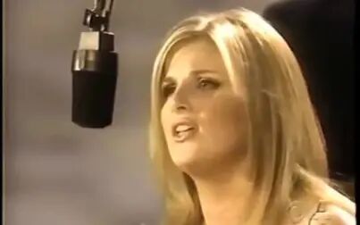 [图]【空中监狱主题曲】Trisha Yearwood - How Do I Live (Live 1997 CMA)