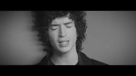 [图]I Cry - Julian Perretta