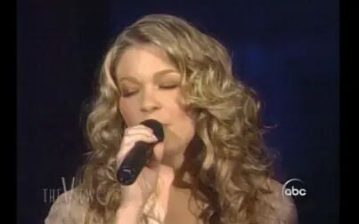 [图]【律政俏佳人2主题曲】LeAnn Rimes - We Can (Live 2003 The View)