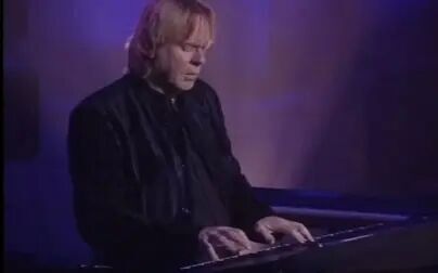 [图]Rick Wakeman-Journey To The Center Of The Earth