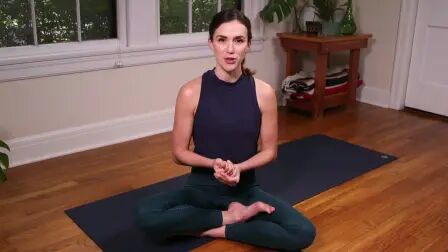 [图]REVOLUTIN 31 Days of Yoga With Adriene (31 天瑜伽)