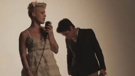 [图]Just Give Me A Reason feat. Nate Ruess (Behind The Scenes) - P!nk