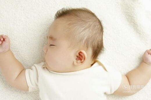 婴儿睡偏头了怎么办?八个小办法快速纠正!