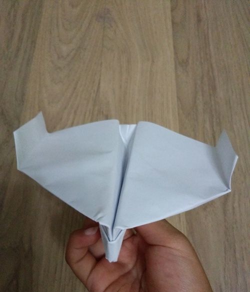 空中之王纸飞机折法
