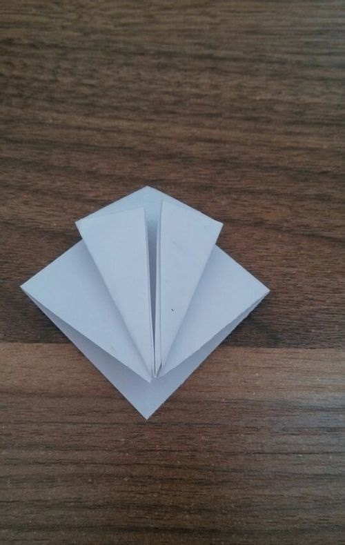 如何纸折千纸鹤