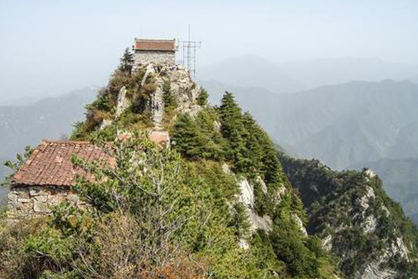 陕西十大爬山好去处排行榜:日出绝佳观赏地华山上榜