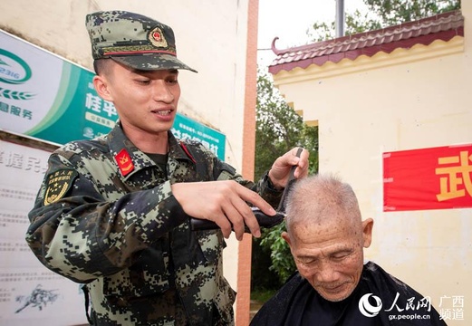 武警贵港支队开展扶贫助学活动助力脱贫(6) 第6页