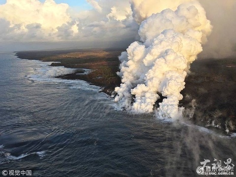 美国基拉韦厄火山持续爆发 岩浆流淌成河 第1页