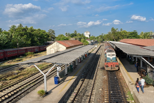 “一带一路”合作为斯里兰卡铁路史开启新篇章(10) 第10页