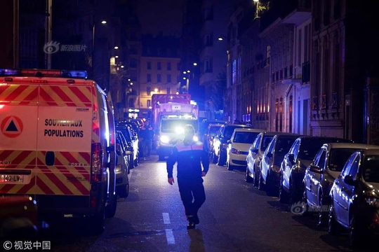 法国巴黎一8层建筑突发火灾 事故已致7人身亡(5) 第5页