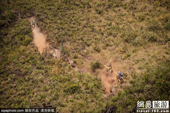 极限摩托车高能集锦 带你穿越高山洪流(5) 第5页