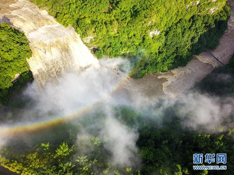 贵州黄果树瀑布迎来今年入汛最大水量(4) 第4页