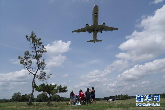 约翰斯·霍普金斯大学:美国新冠确诊病例累计超过350万例(4) 第4页